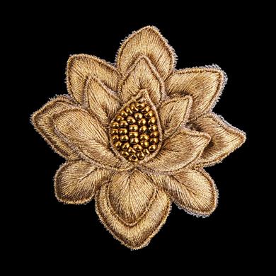 NİLÜFER ALTINI YAKA İĞNESİ