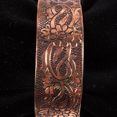 PAPATYA İŞLEMELİ BİLEZİK