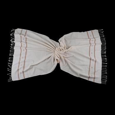 SAÇAKLARI BÜKÜMLÜ PEŞTAMAL