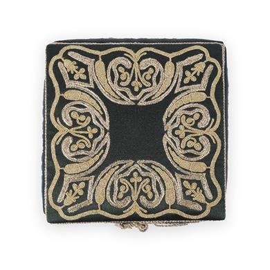 SARAYLI YEŞİL KUTU