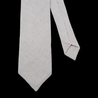 TEPE KRAVAT TAKIMI (KRAVAT, MENDİL VE KARTLIK)