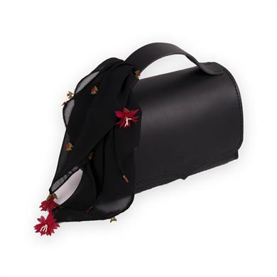 YILBAŞI ÇİÇEĞİ DETAYLI TAKIM