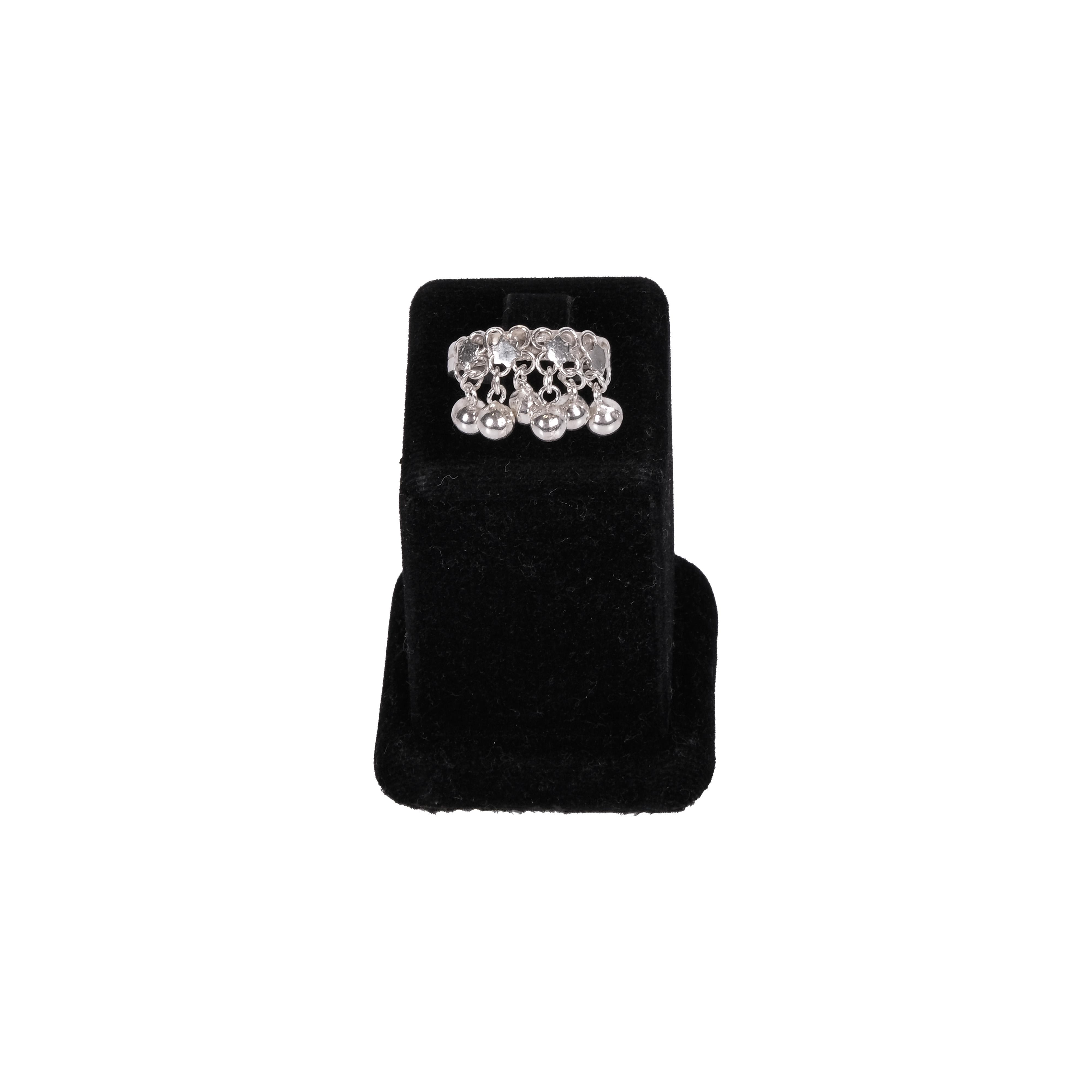6 TOPLU TEK SIRA KİŞNİŞLİ YÜZÜK (3,7 GR)