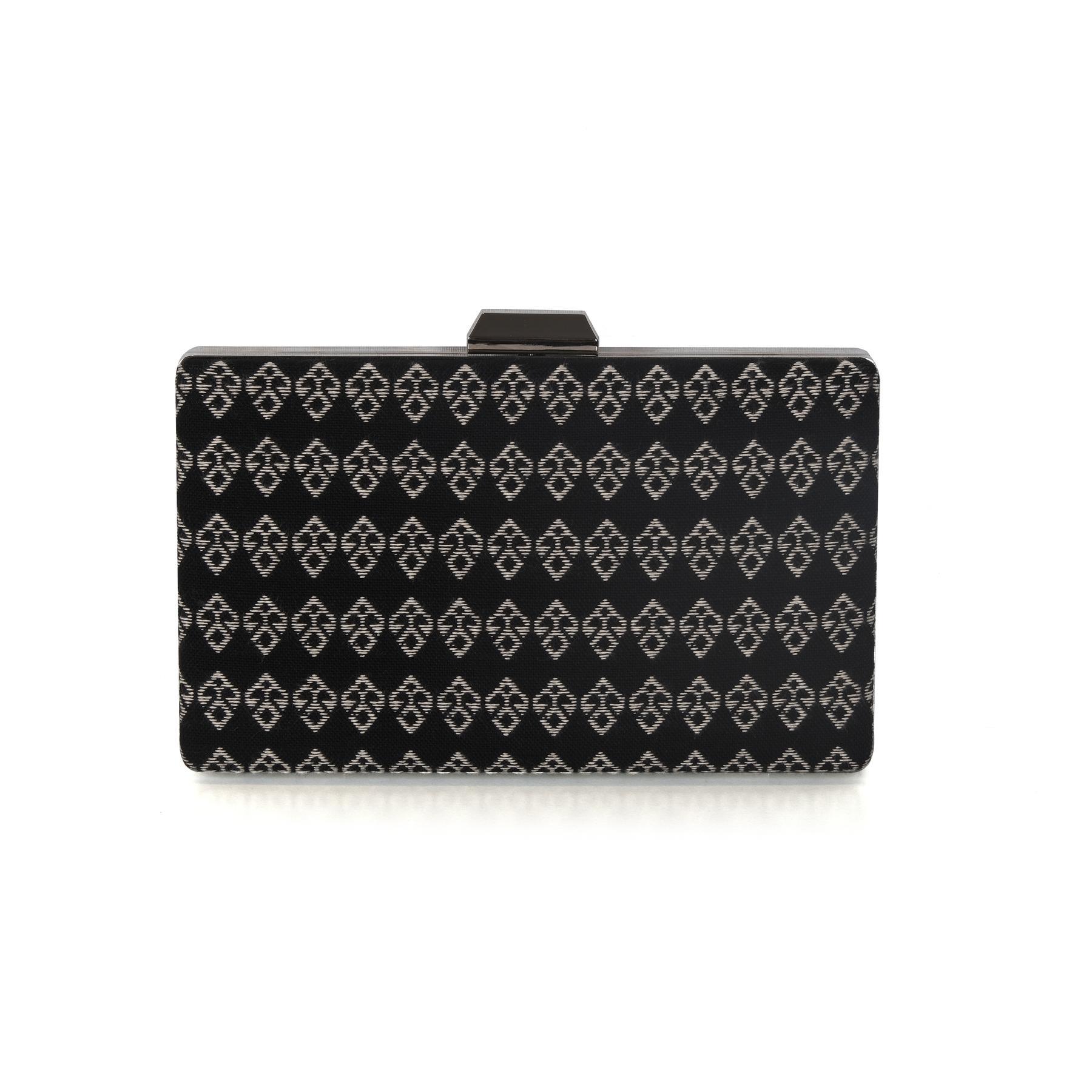 ELİBELİNDE DOKUMA ÇANTA OVAL