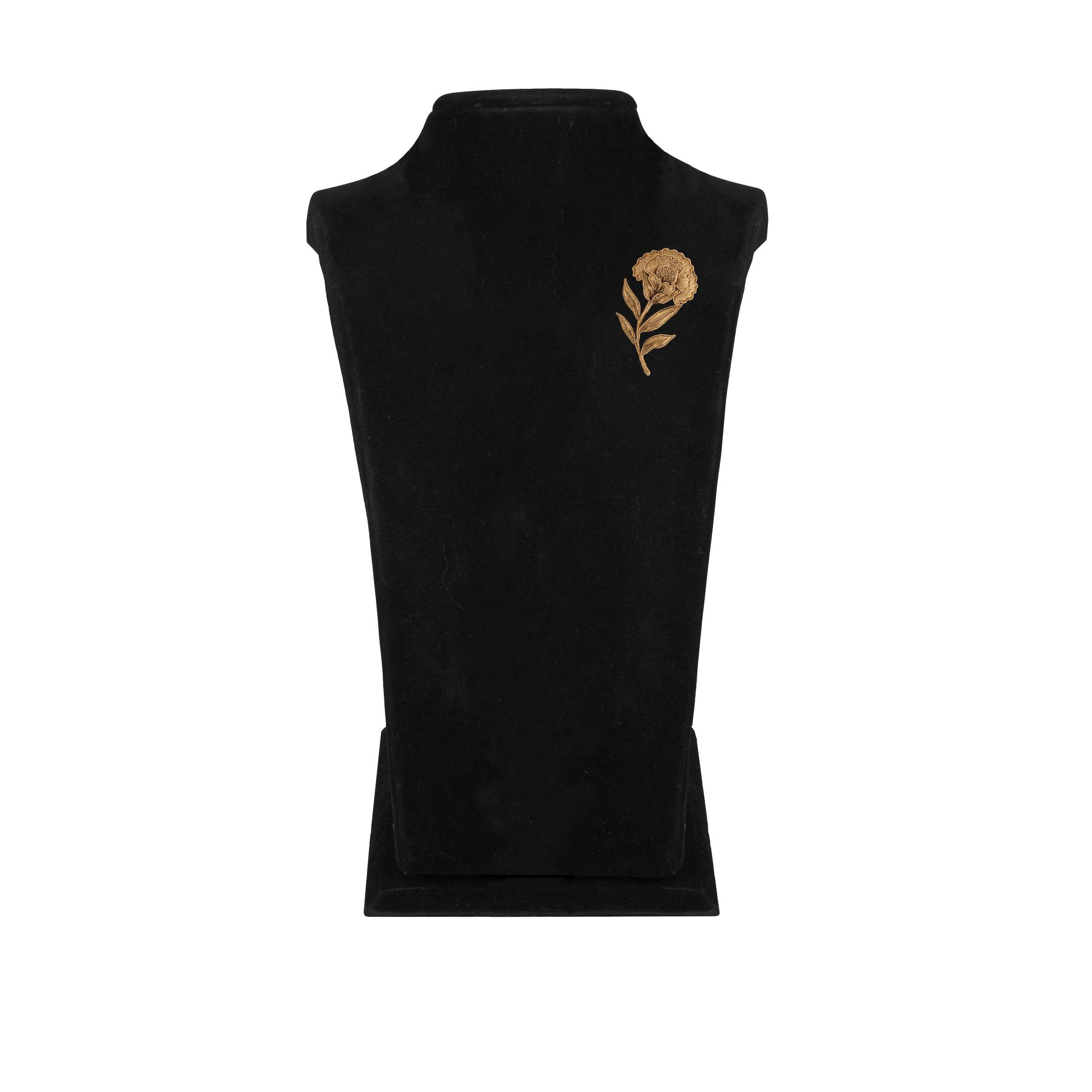 KARANFİL YAKA İĞNESİ