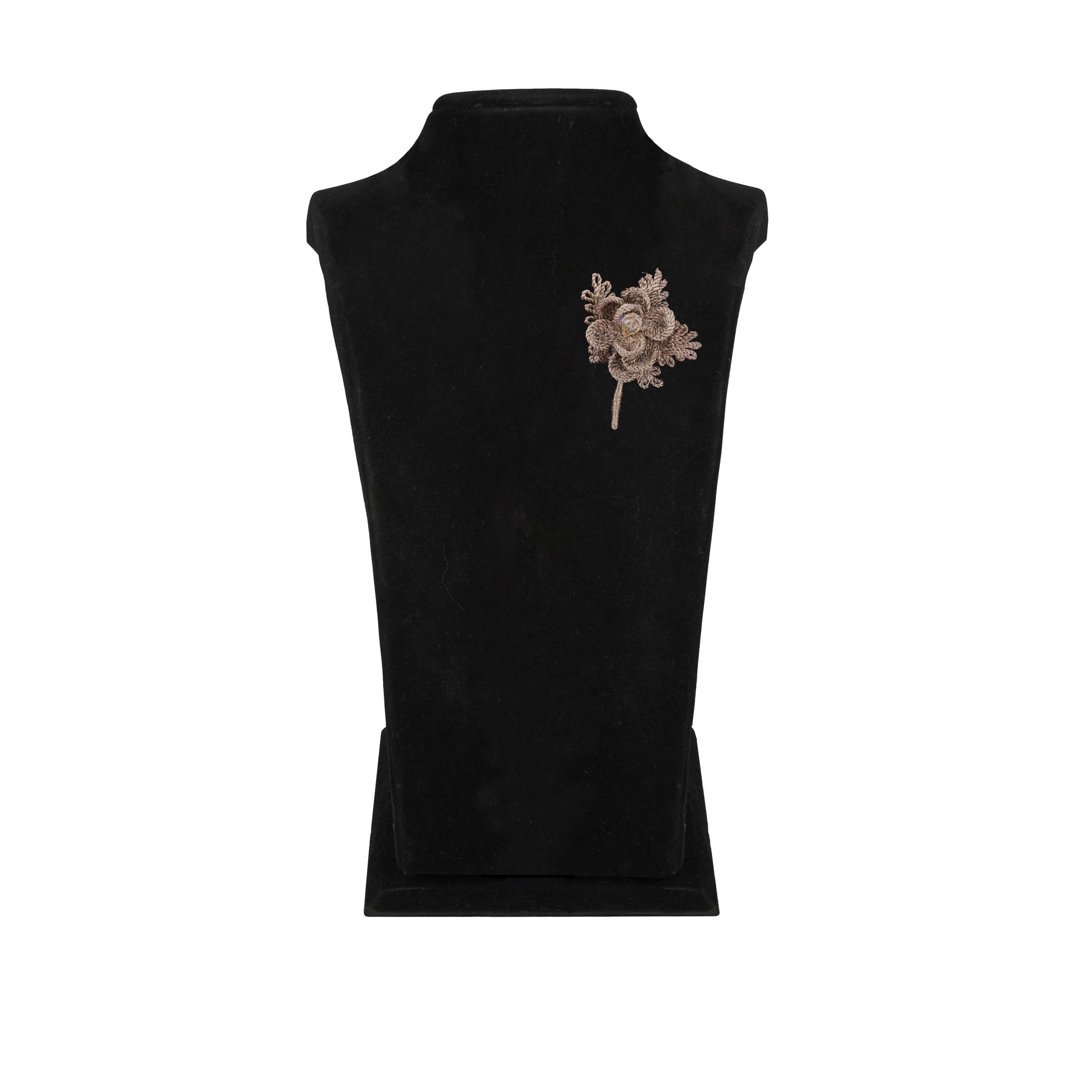 KORDON İŞİ ÇİÇEK BROŞ