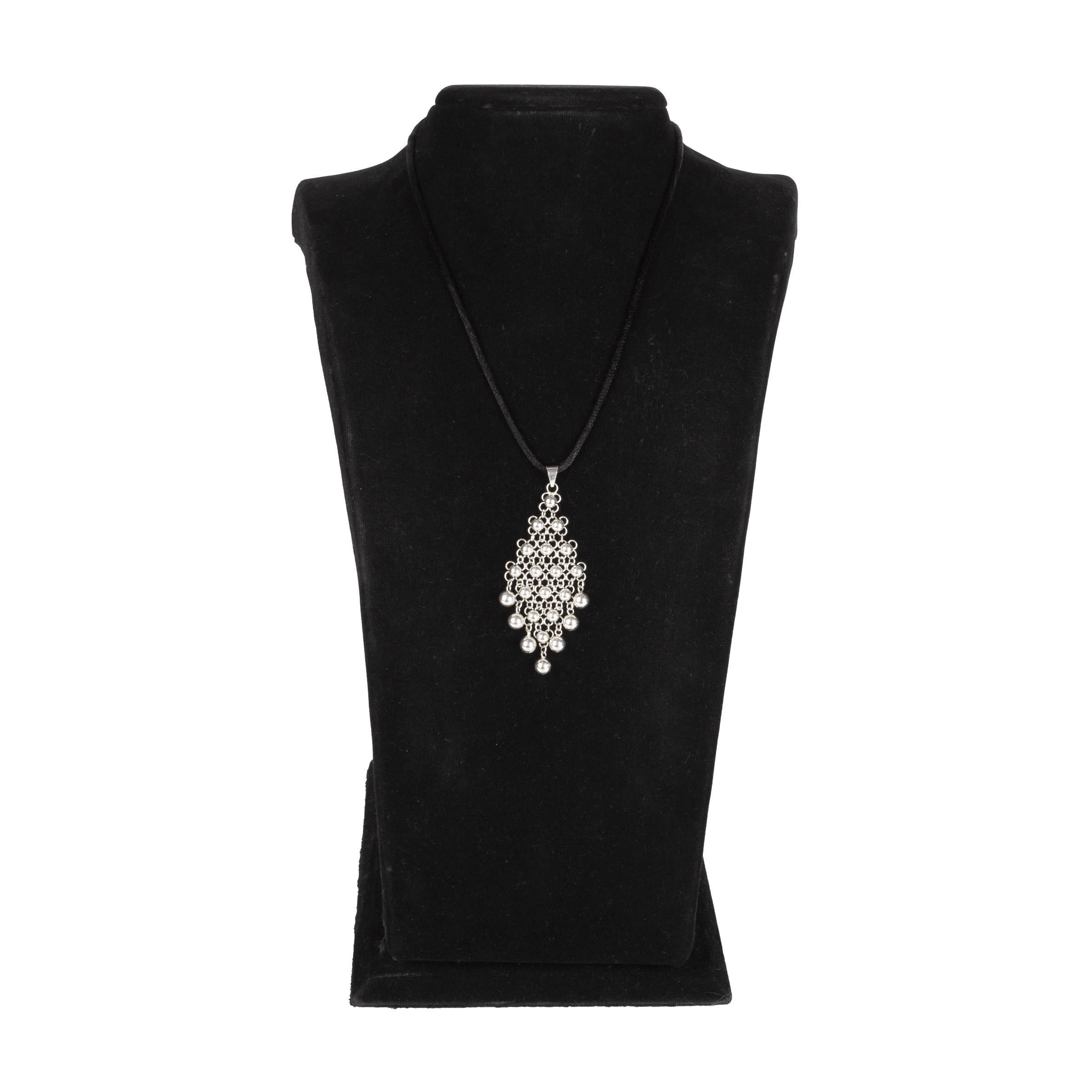 YARIM KAPAKLI KİŞNİŞLİ KOLYE UCU (6,9 GR)