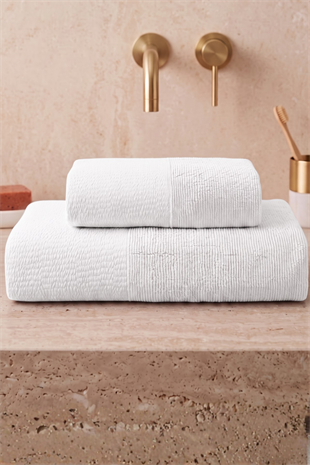 April 2li Banyo Havlu Seti Beyaz