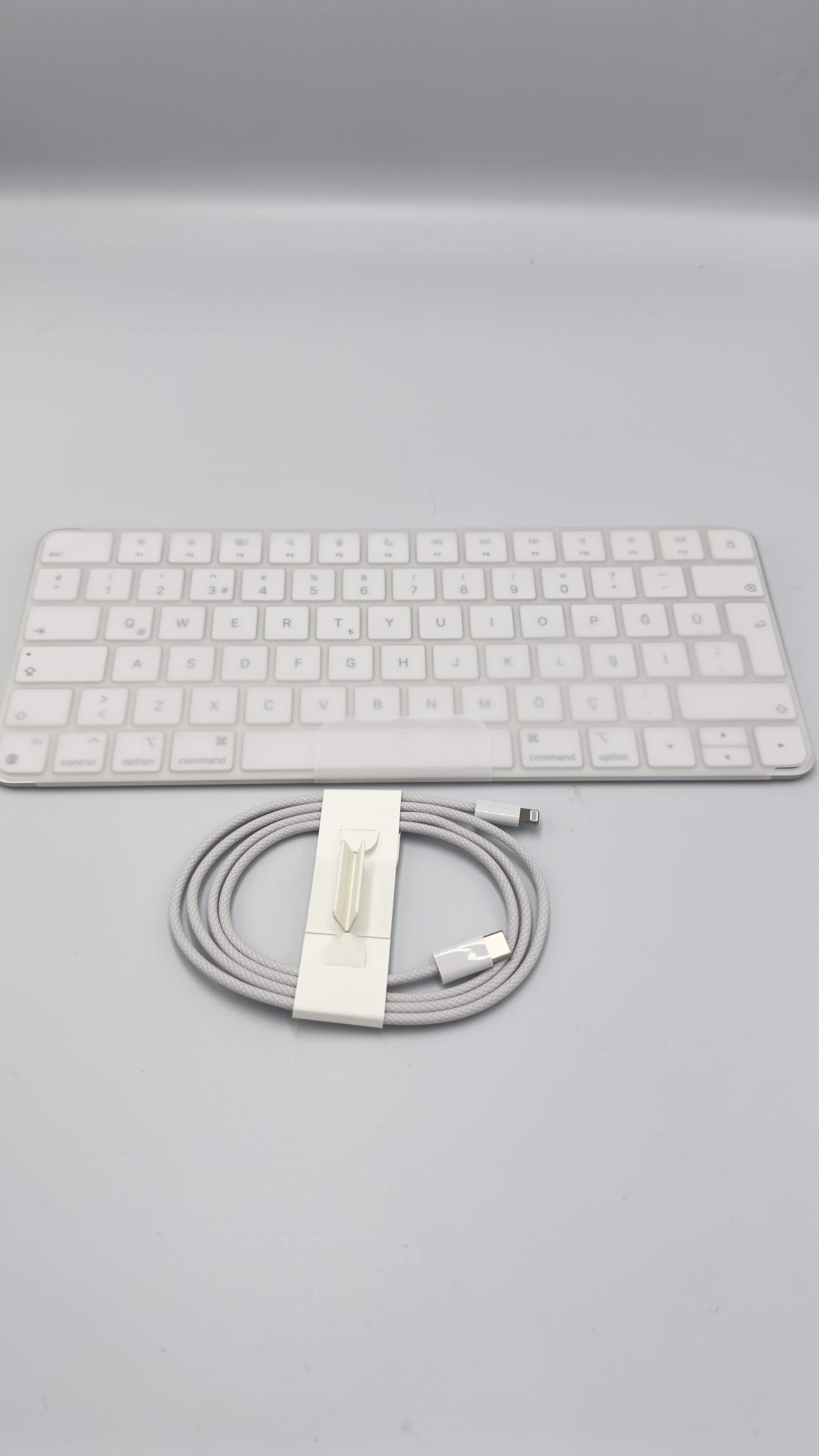 Magic Keyboard - Turkish Q