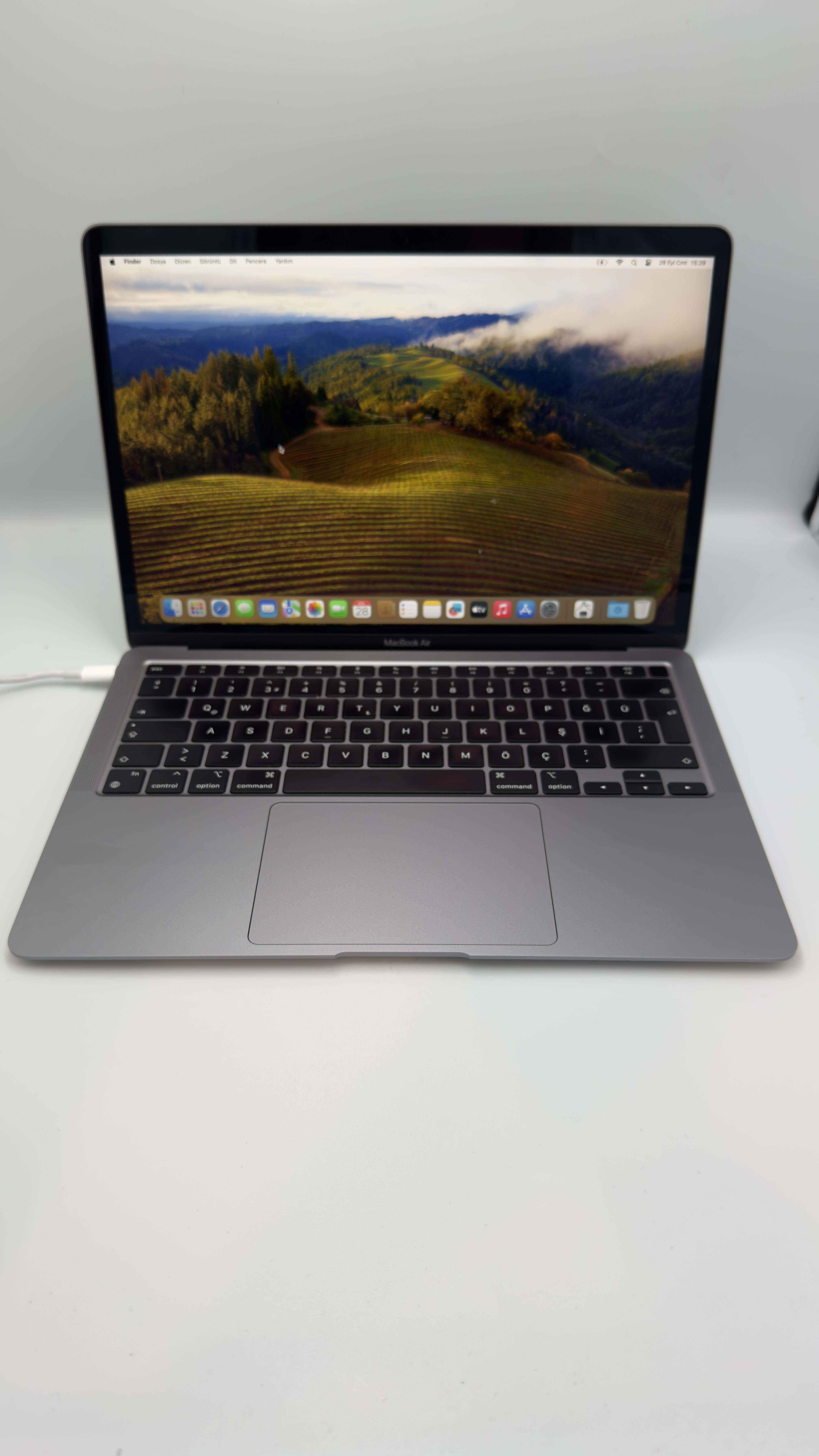 MacBook Air M1,2020    MBAIR 13.3 SPG 8C CPU 7C GPU 8GB 256GB MGN63TU/A_2ND