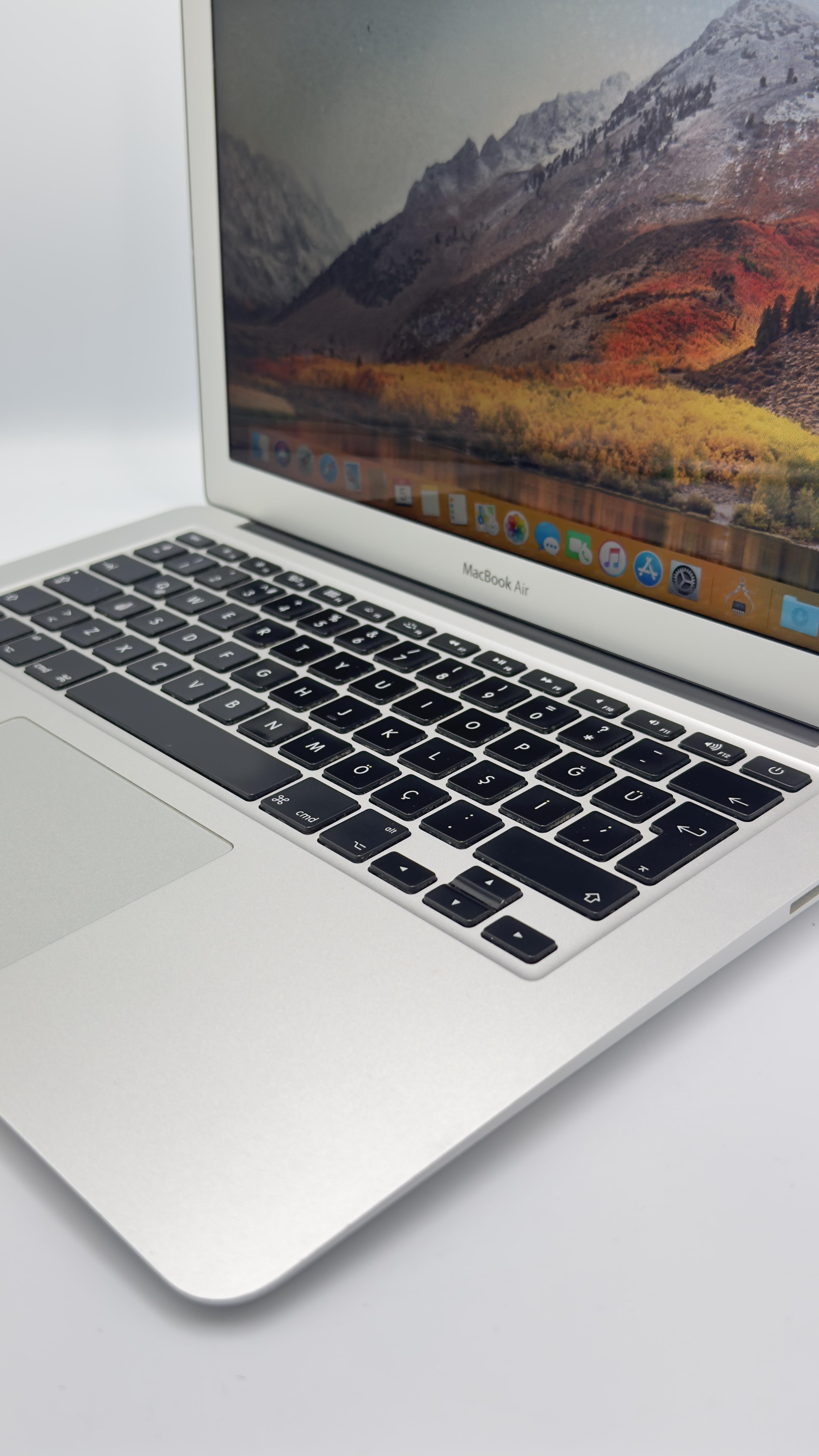 MJVE2TU/A_2ND - MacBook Air (13-inch, Early 2015)‎ MBAIR 13.3