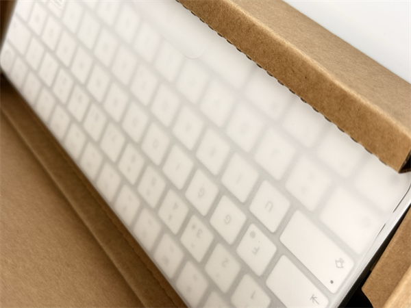 Apple çipli Mac modelleri için Touch ID özellikli Magic Keyboard