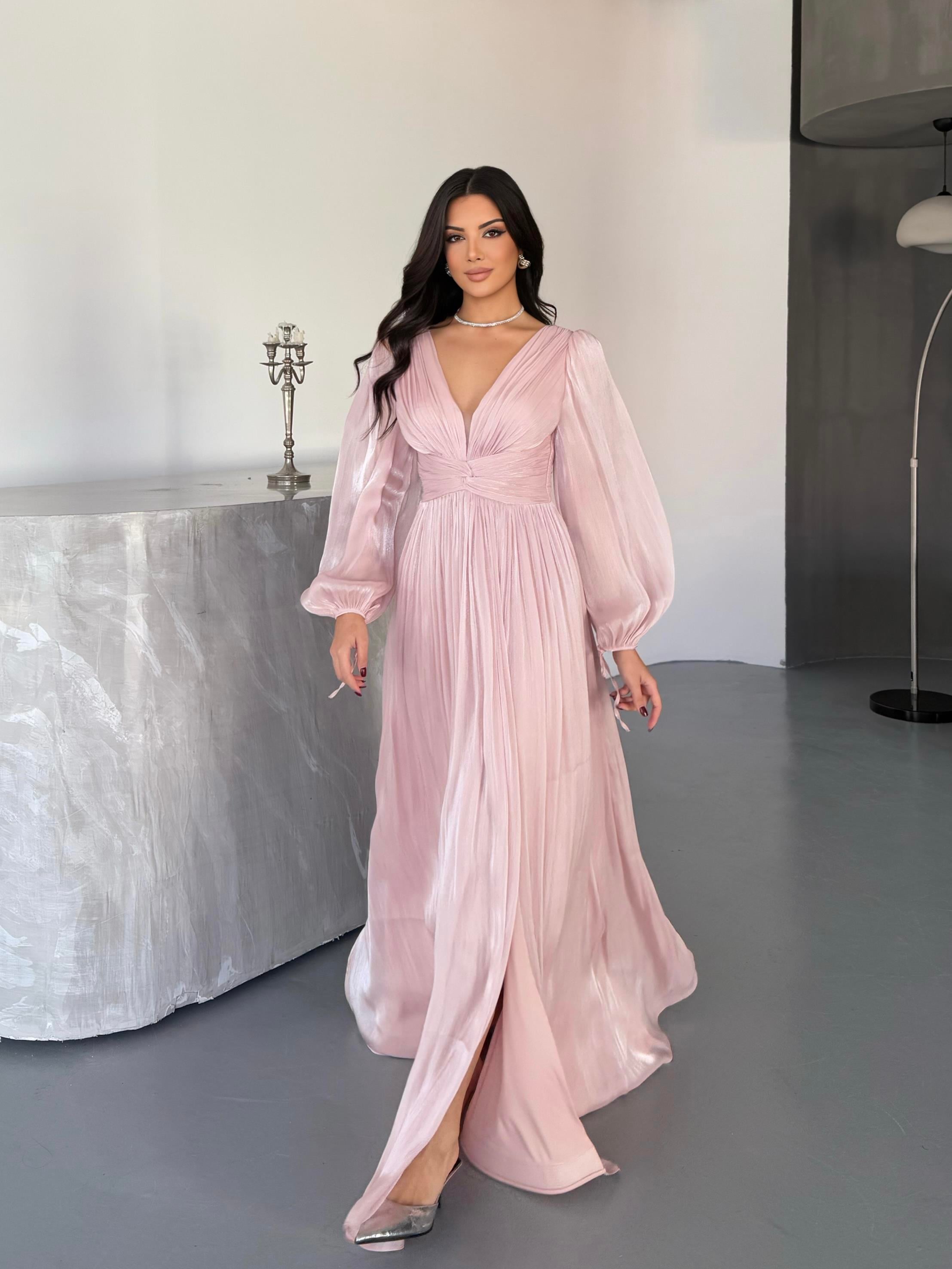 Şık Uzun Kollu Tasarım Abiye Elbise Valentino - Pudra