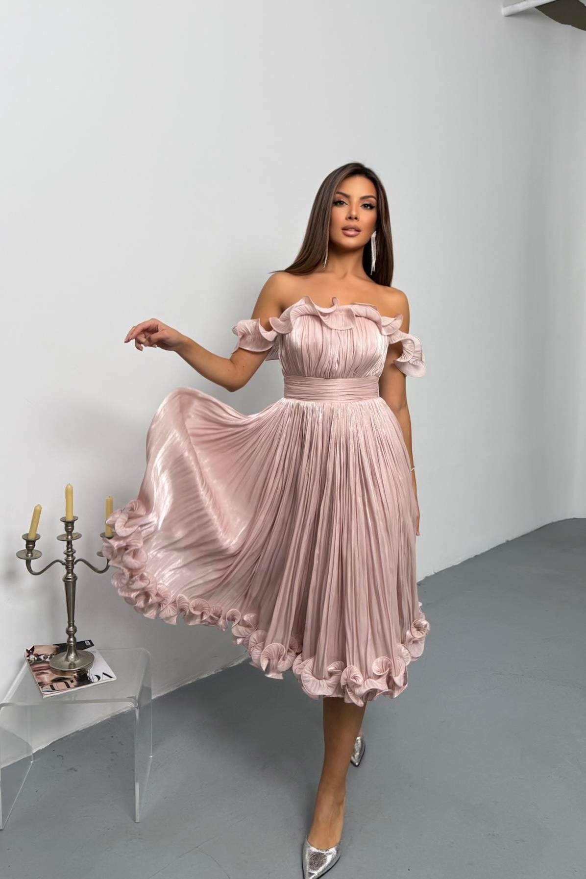 Fırfırlı Ve Büzgülü Kısa Elbise Organze - Pudra