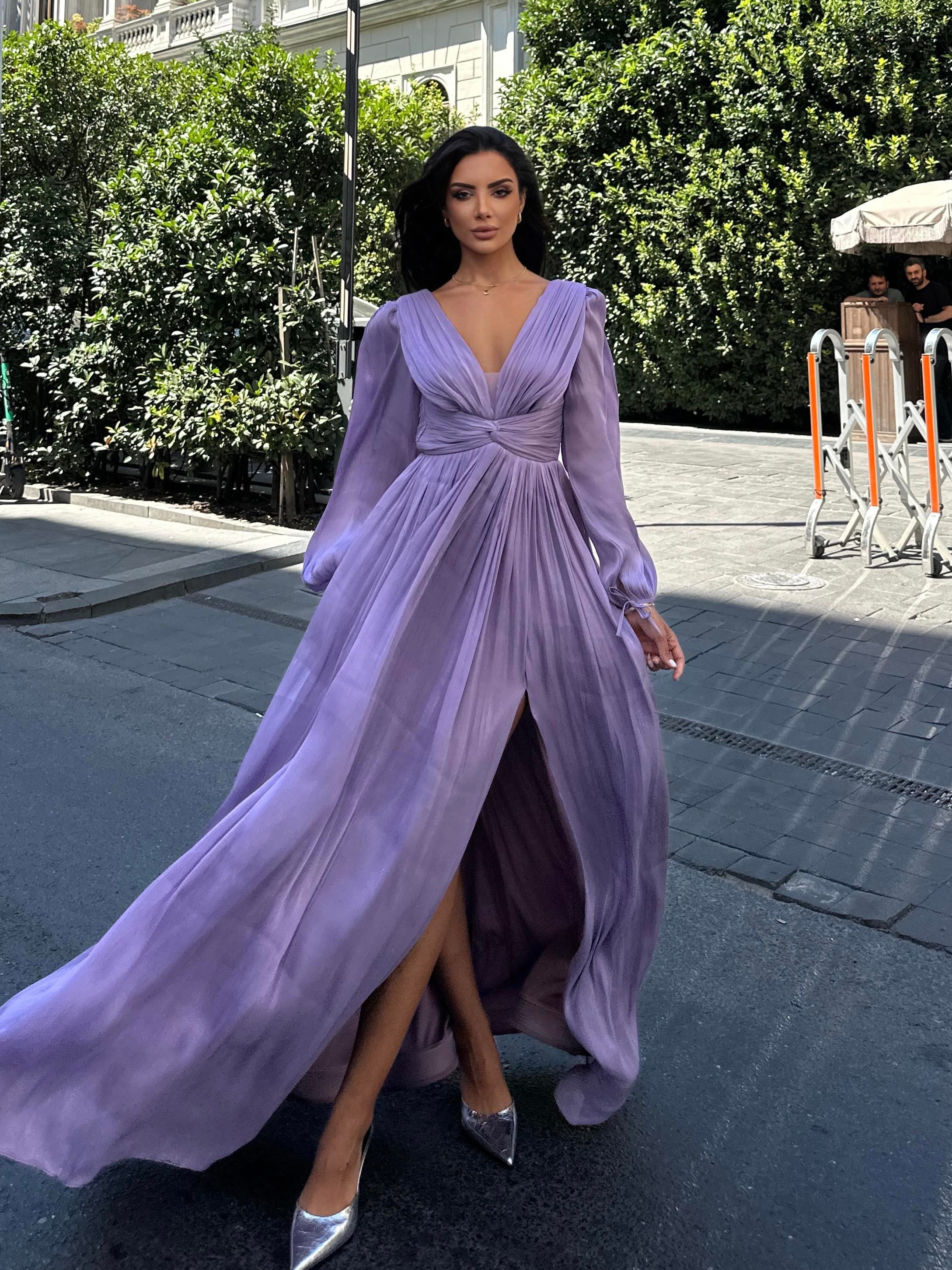 Şık Uzun Kollu Tasarım Abiye Elbise Valentino - Lila