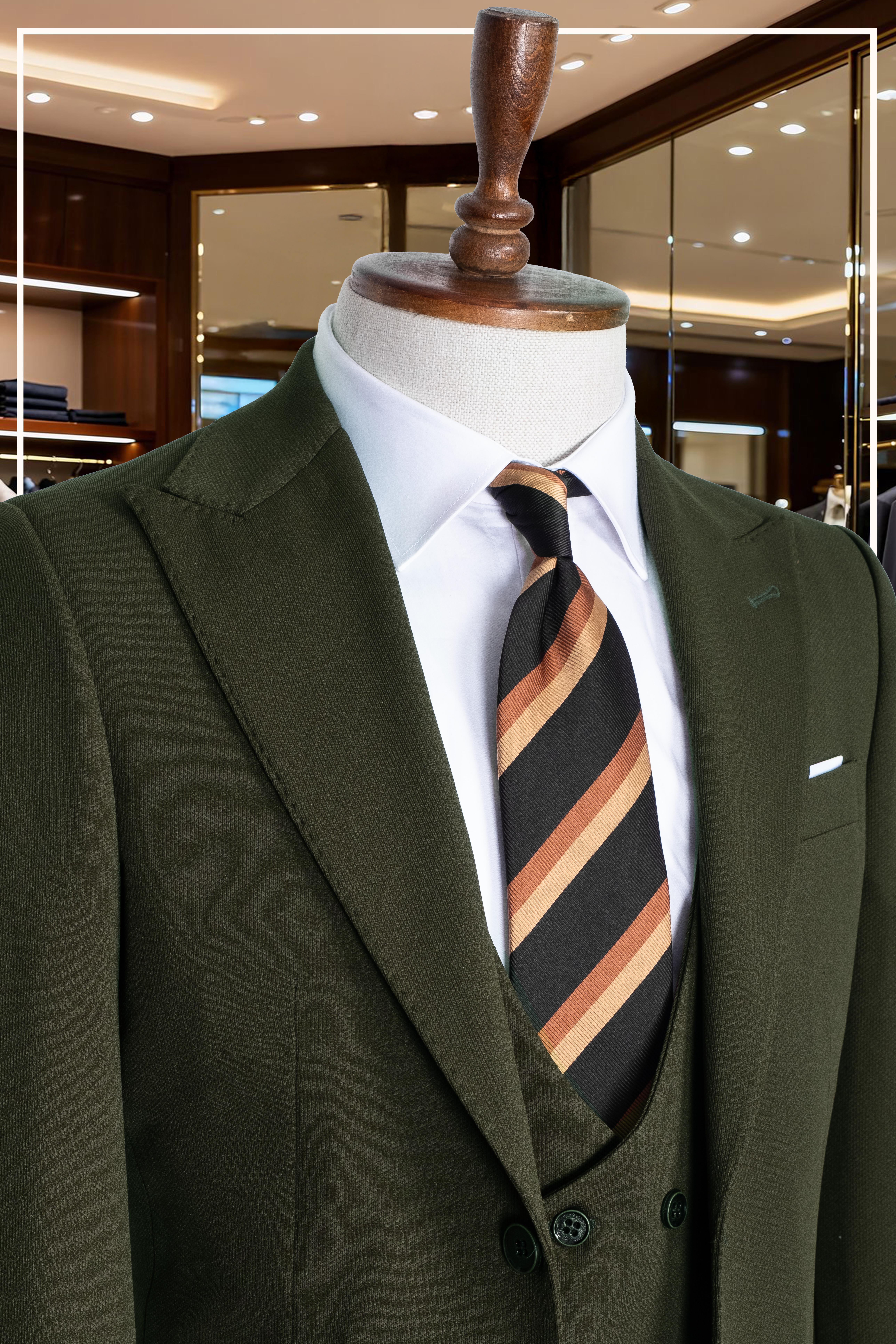 İtalyan Kesim Slim Fit Yeşil Yelekli Takım Elbise | Yaka Puntolu Özel Tasarım SD42351