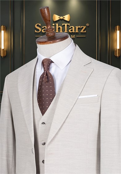 İtalyan Kesim Bej Yelekli Erkek Takım Elbise SD42477