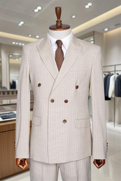 İtalyan Kesim Slim Fit Çizgili Açık Bej Kruvaze Takım Elbise – SD42298