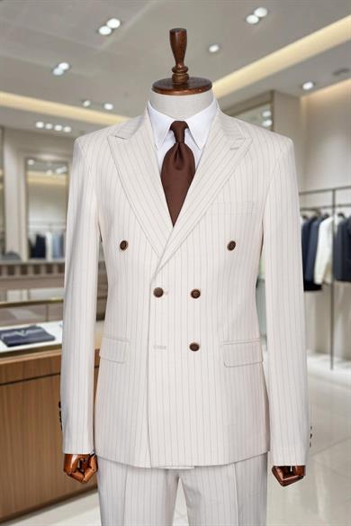 İtalyan Kesim Slim Fit Çizgili Bej Kruvaze Takım Elbise – SD42299