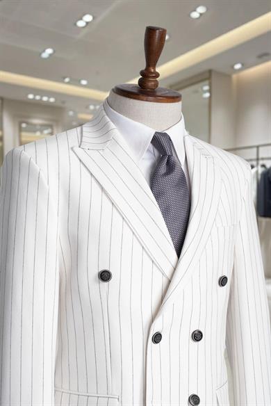 İtalyan Kesim Slim Fit Çizgili Beyaz Kruvaze Takım Elbise – SD42301