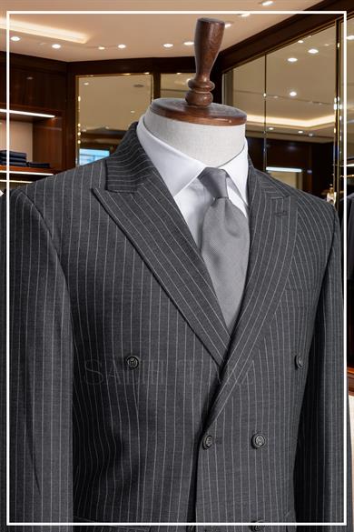 İtalyan Kesim Slim Fit Çizgili Füme Kruvaze Takım Elbise – SD42344