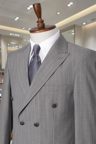 İtalyan Kesim Slim Fit Çizgili Gri Kruvaze Takım Elbise – SD42303