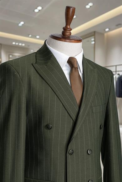 İtalyan Kesim Slim Fit Çizgili Haki Yeşil Kruvaze Takım Elbise – SD42304