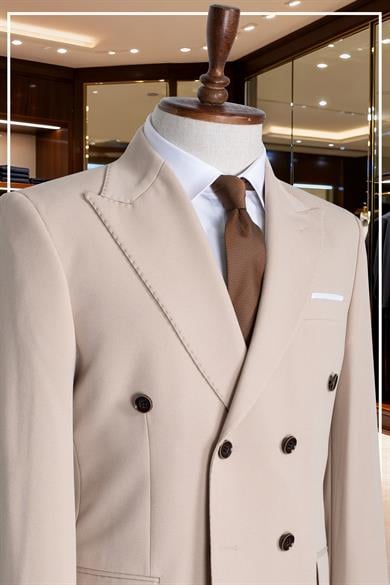 İtalyan Kesim Slim Fit Krem Kruvaze Takım Elbise | Yaka Puntolu Özel Tasarım SD42339