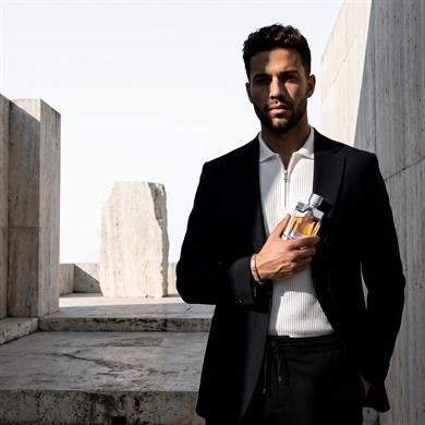 Premium Siyah Erkek Takım Elbise – Slim Fit İtalyan Kesim Modern Tasarım SD42398