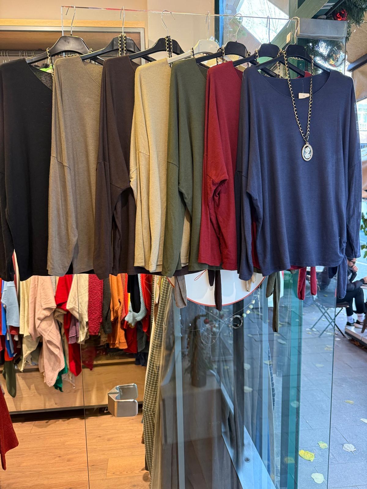 İthal Yandan Bağcıklı Kolyeli Triko