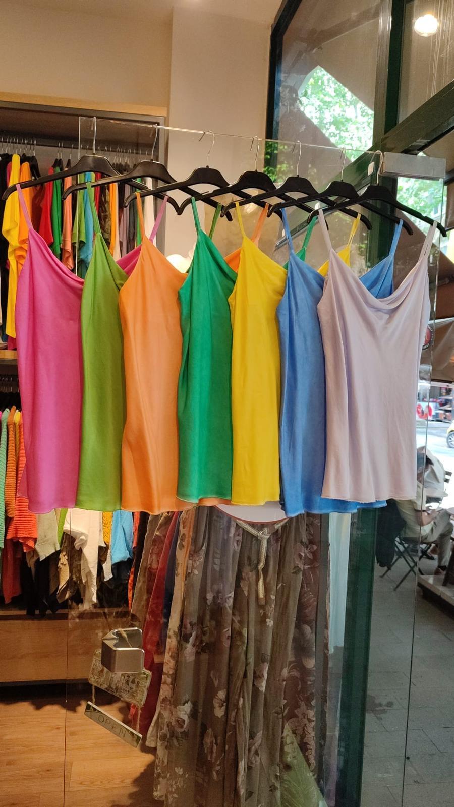 Degaje Yaka İpek Askılı Bluz