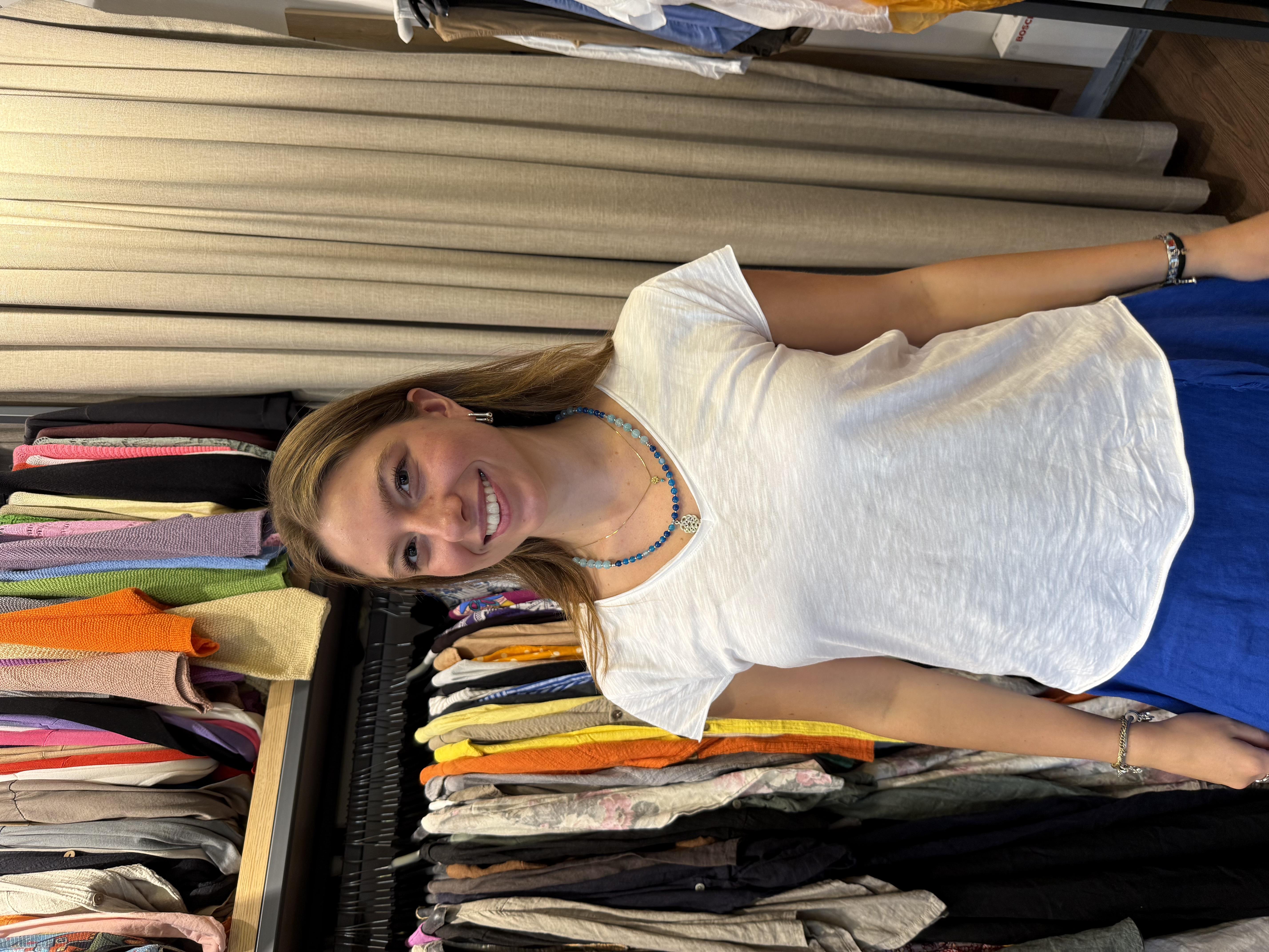 V Yaka Pamuklu Tshirt