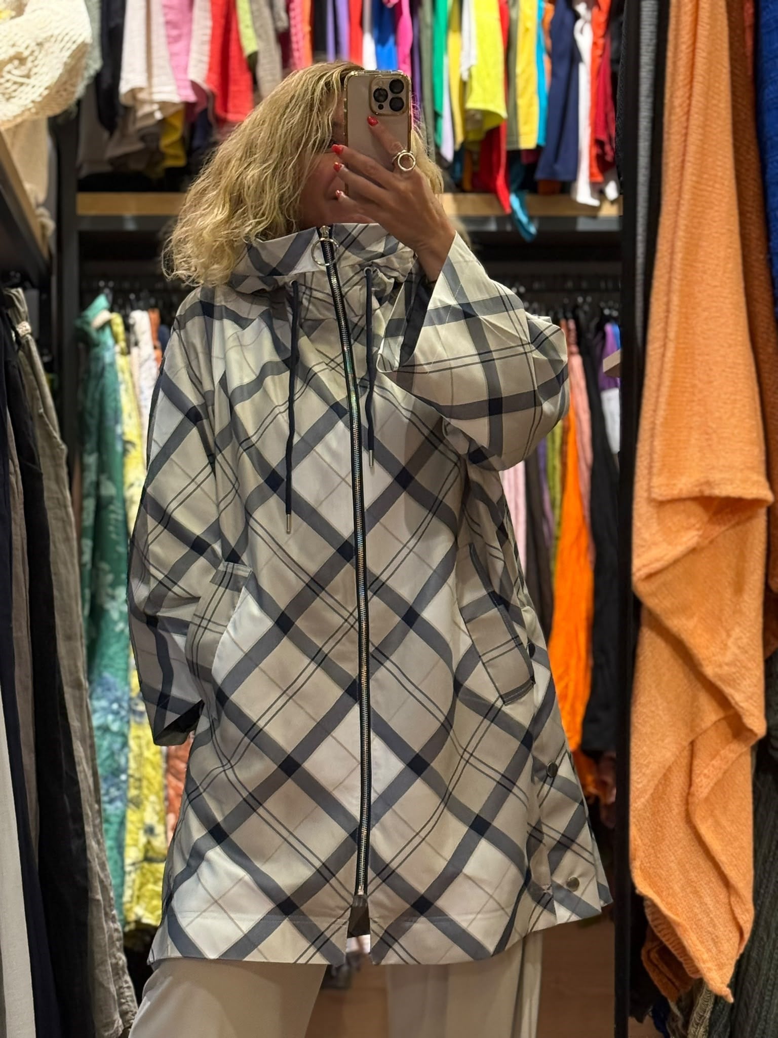 İthal Ekoseli Kapüşonlu Oversize Trençkot