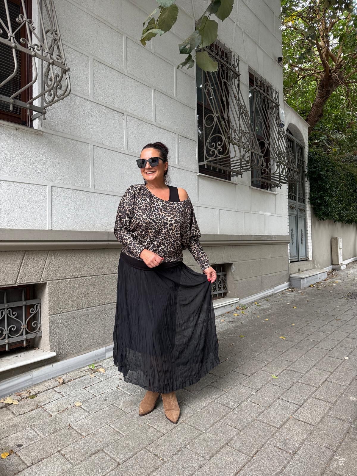 Leopar Simli Trikolu Takım