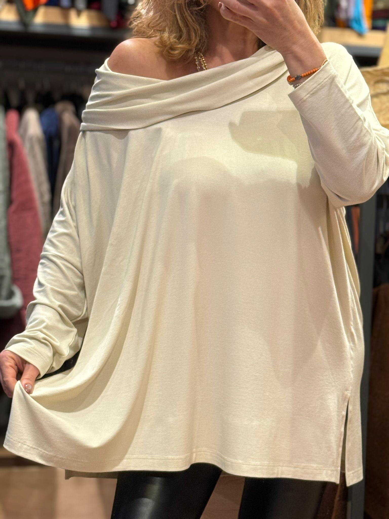Degaje yakalı kapüşonlu oversize salaş pamuklu bluz