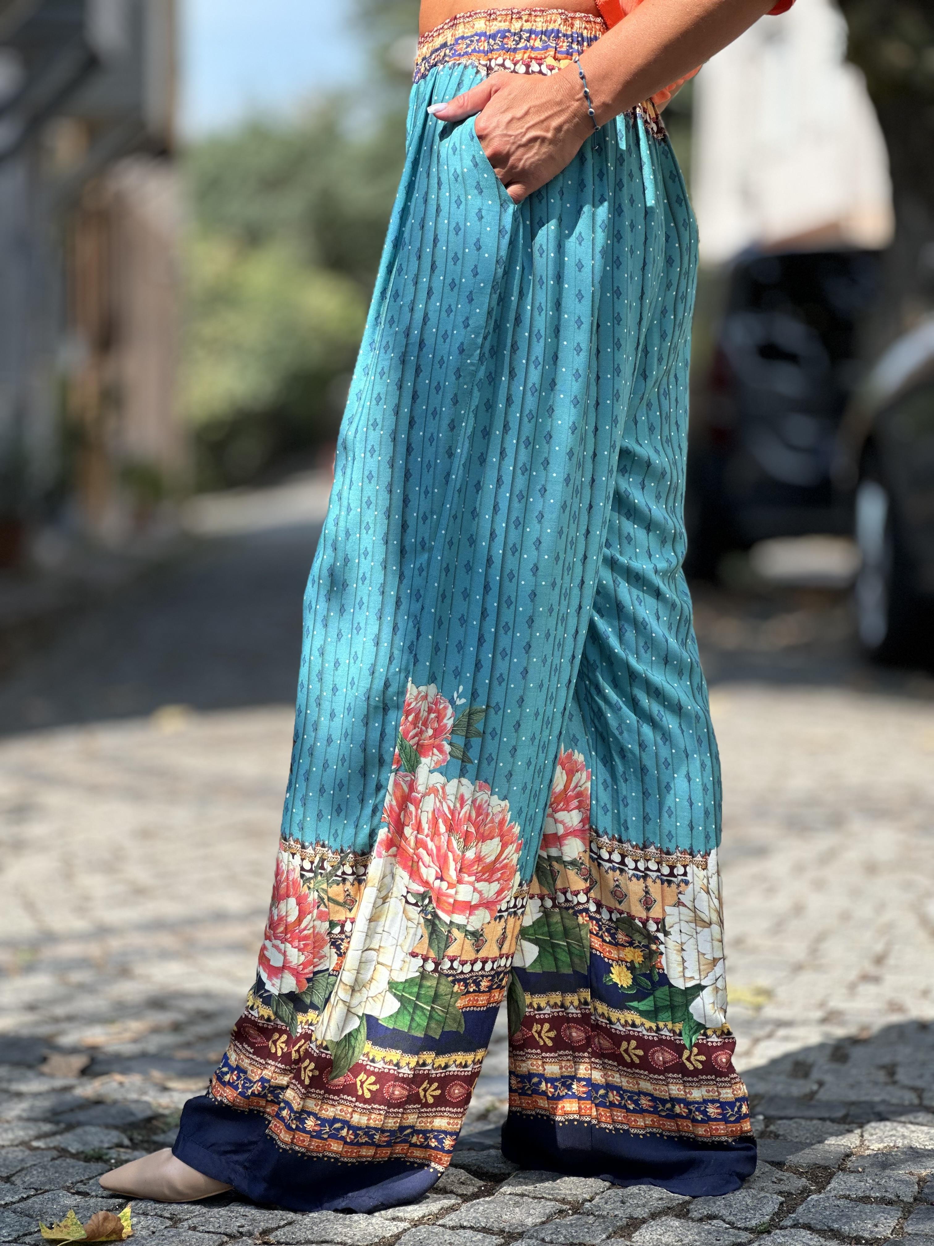 Bol Paça Paçası Çiçekli Pantolon