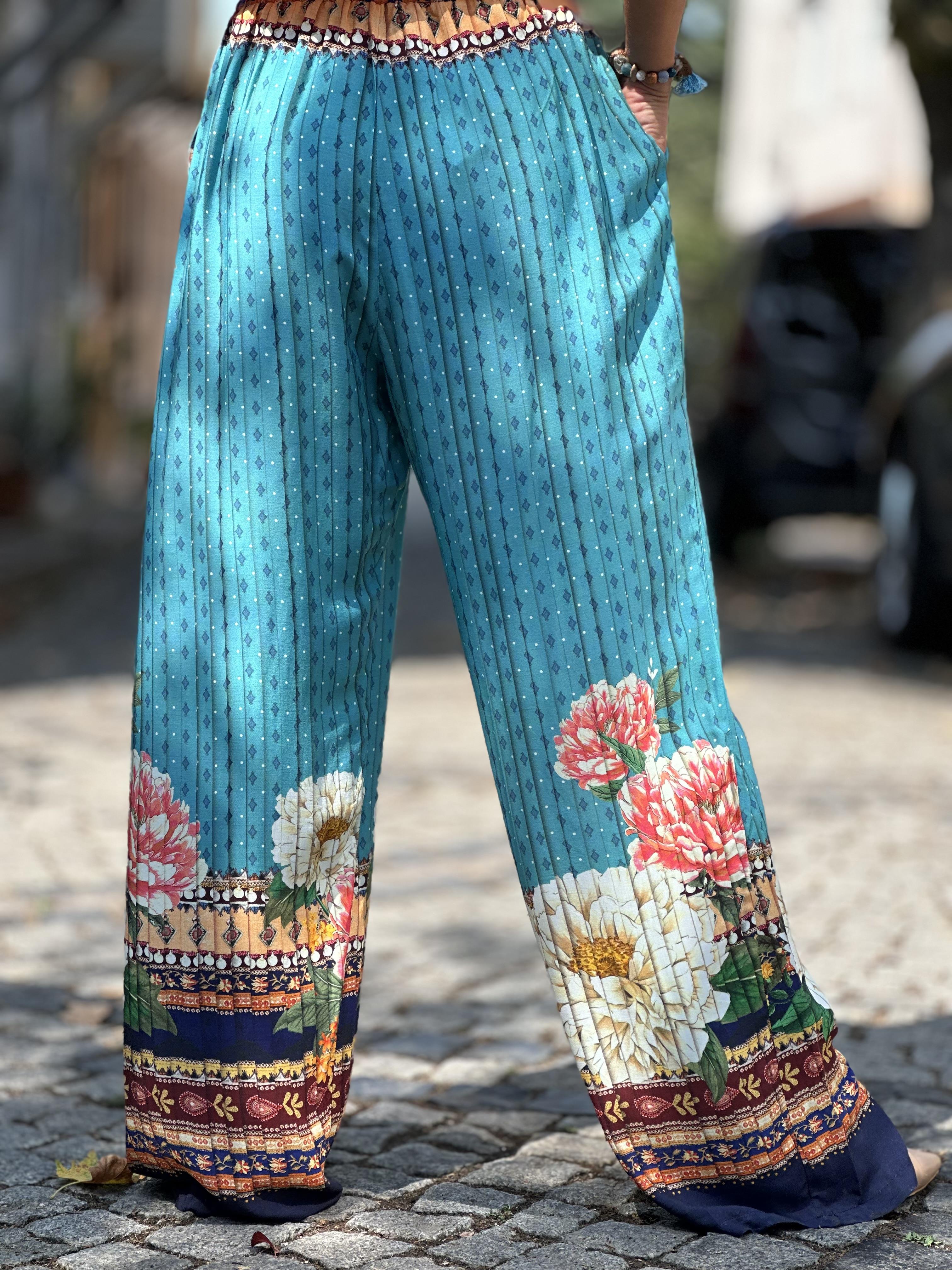 Bol Paça Paçası Çiçekli Pantolon