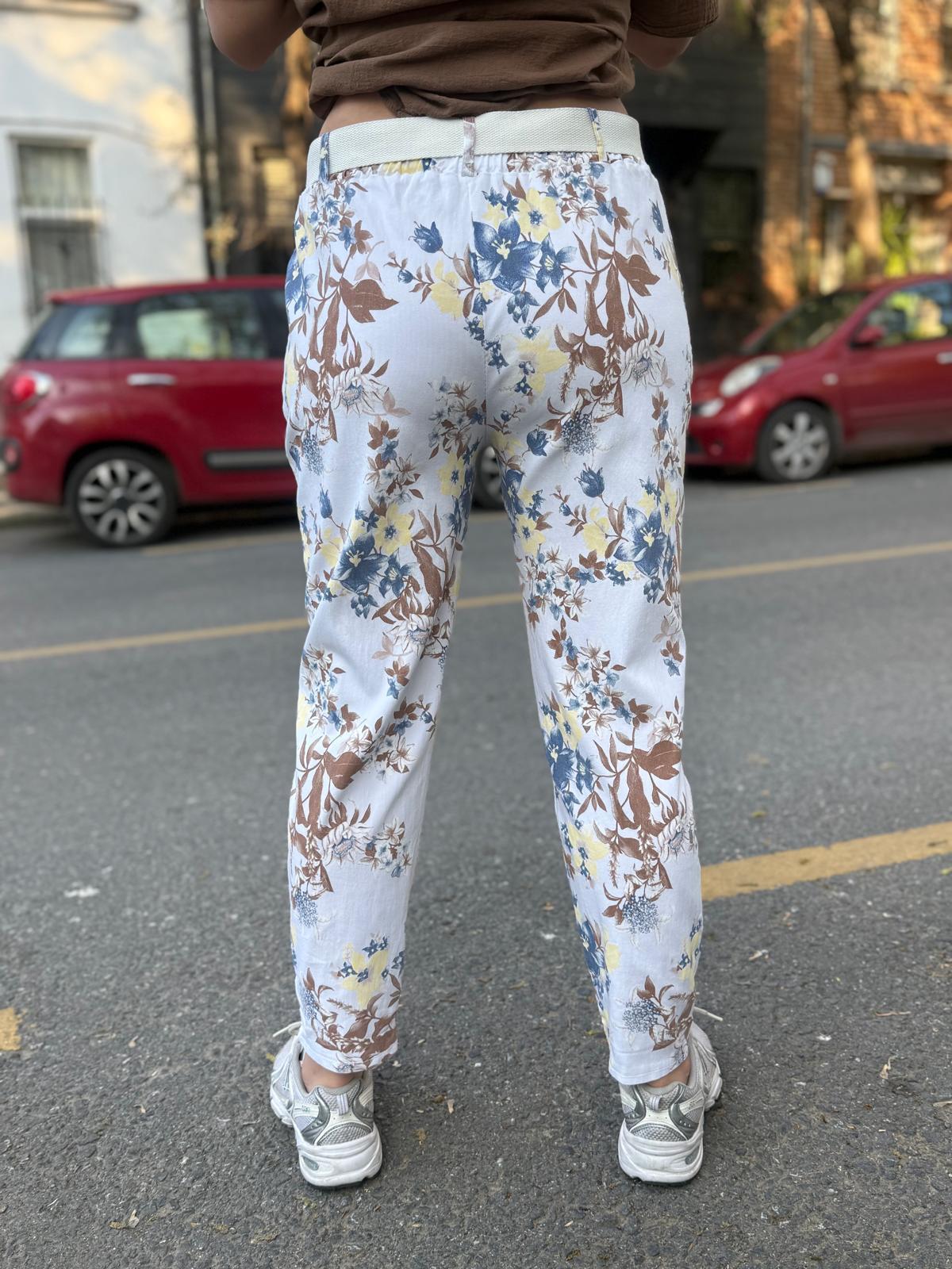 İthal Çiçekli Havuç Model Likralı Pantolon