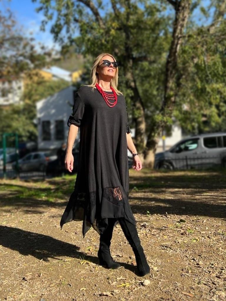 Asimetrik Dantel Detaylı Salaş Elbise