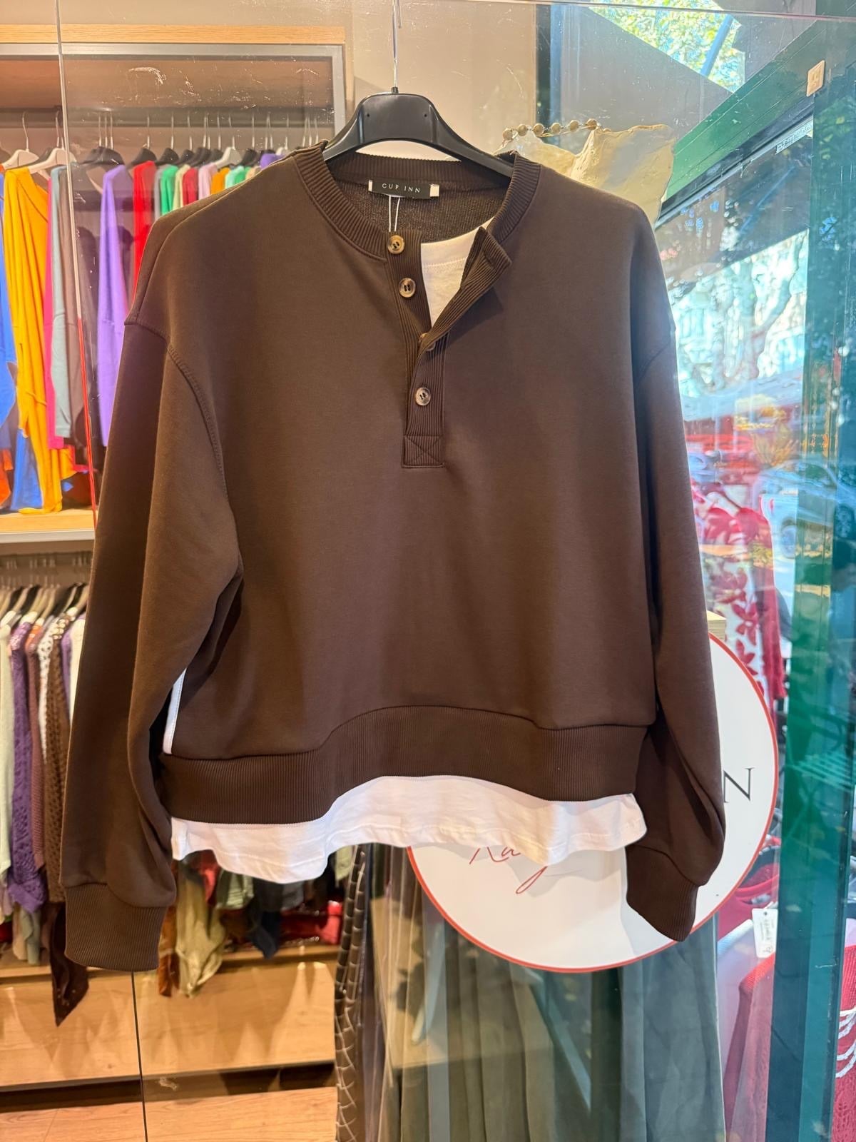 Düğme Detaylı Sweatshirt