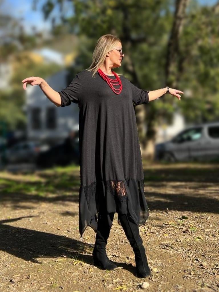 Asimetrik Dantel Detaylı Salaş Elbise