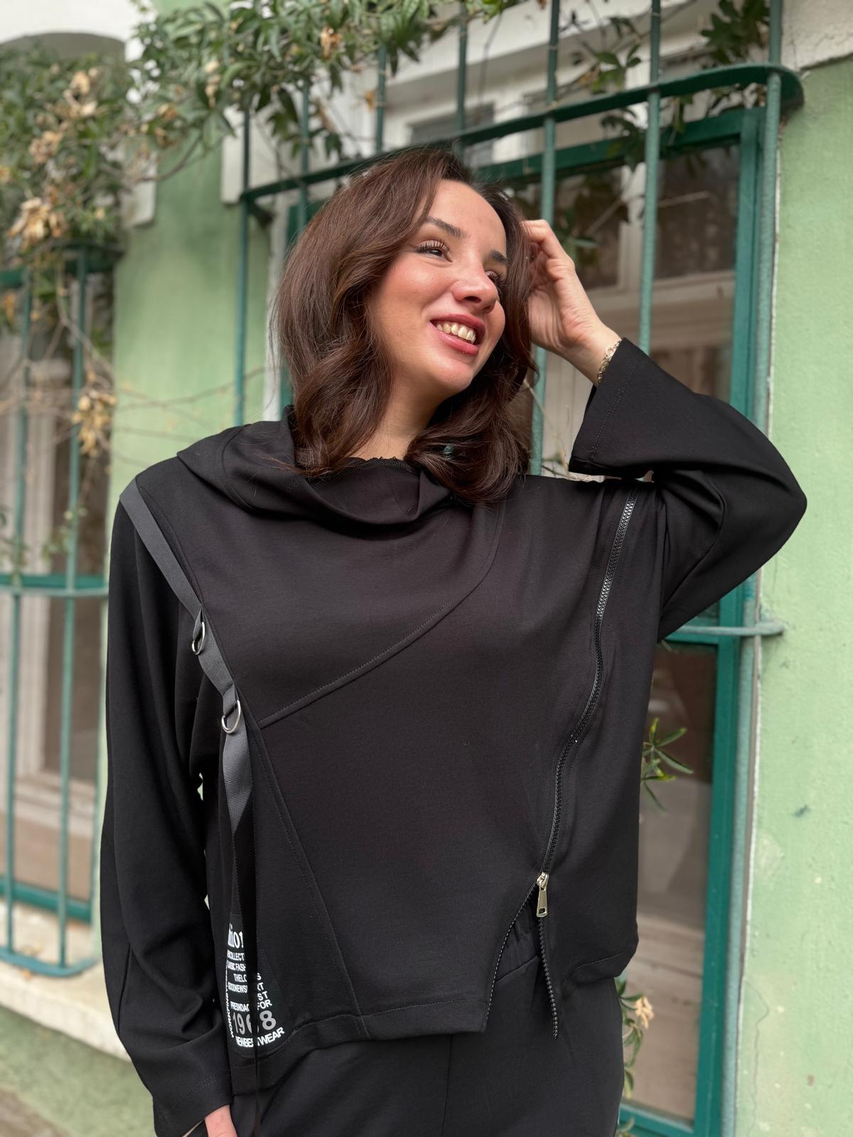 Fermuarlı Kapüşonlu Siyah Sweatshirt