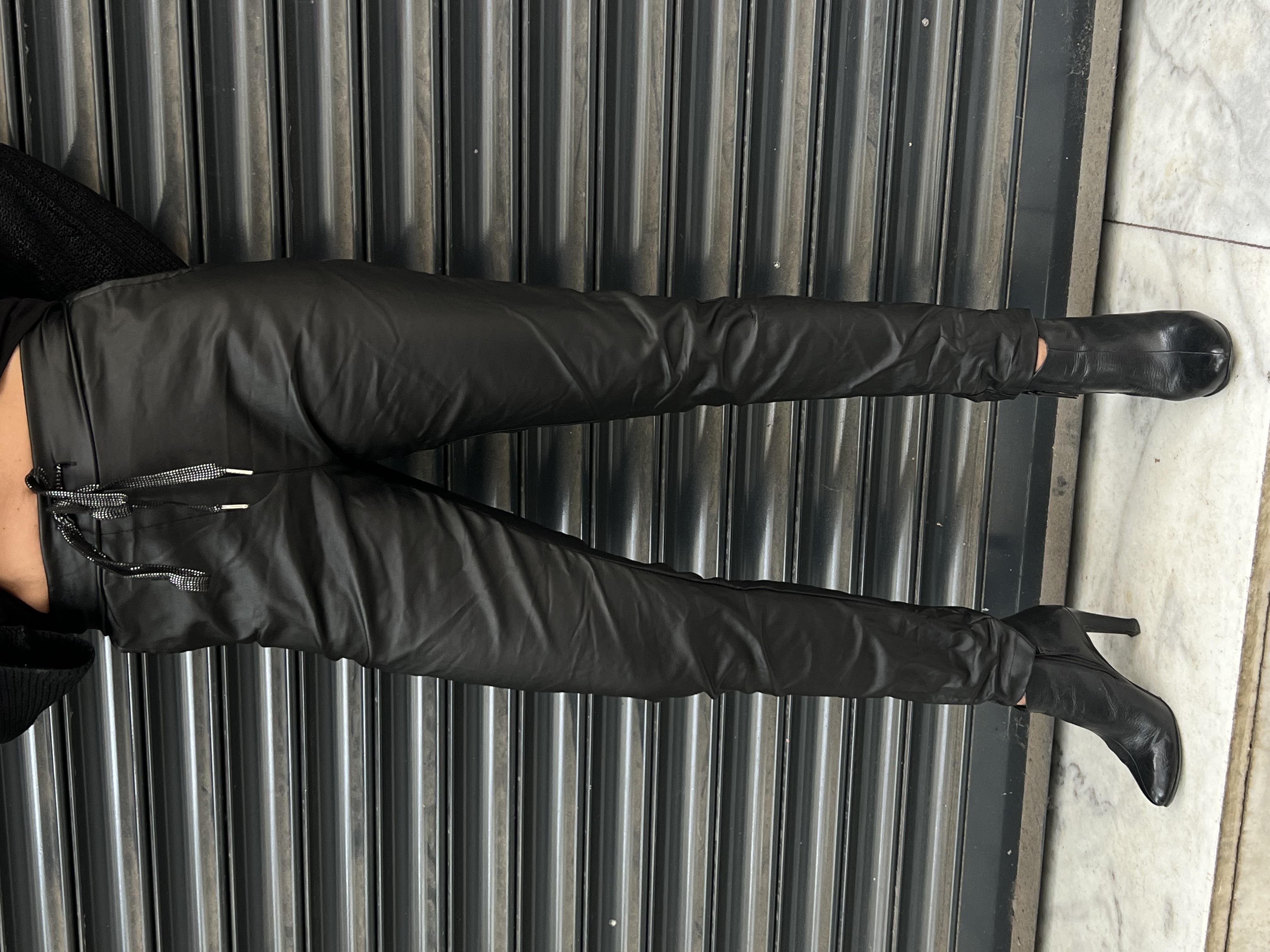 İthal Deri Likralı Pantolon