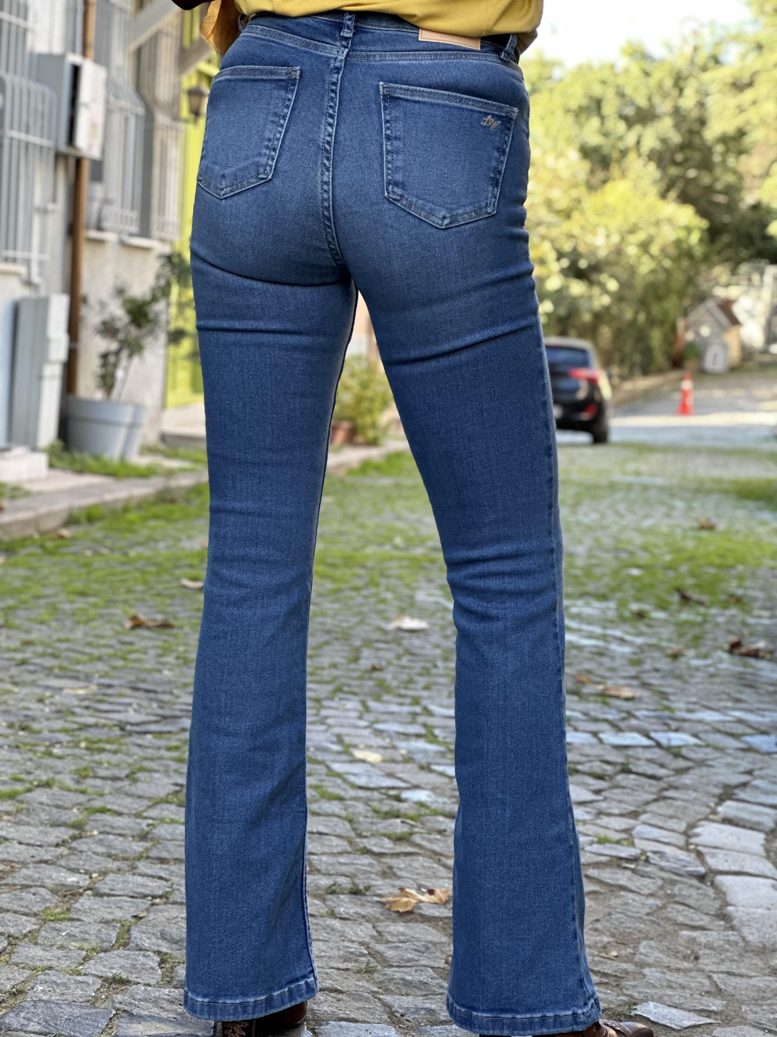Mavi İspanyol Paça Kot Pantolon