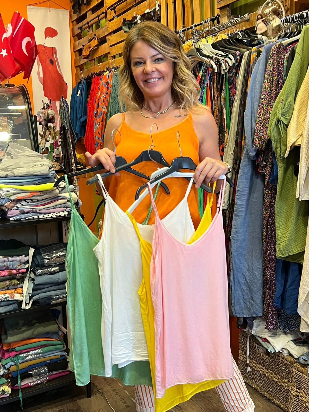 Yıkamalı Viskon Askılı Bluz