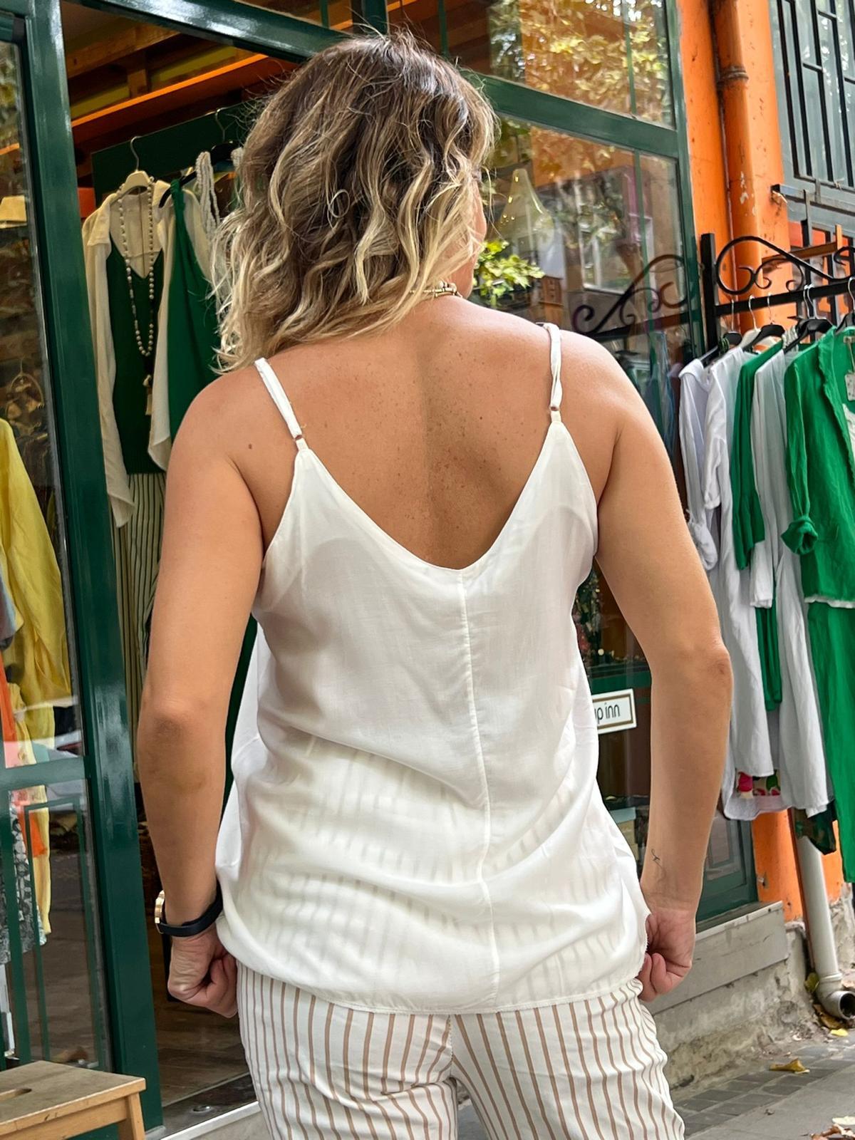 Yıkamalı Viskon Askılı Bluz