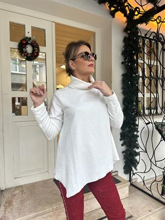 Asimetrik Boğazlı Triko