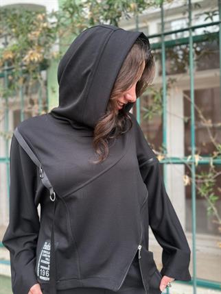 Fermuarlı Kapüşonlu Siyah Sweatshirt
