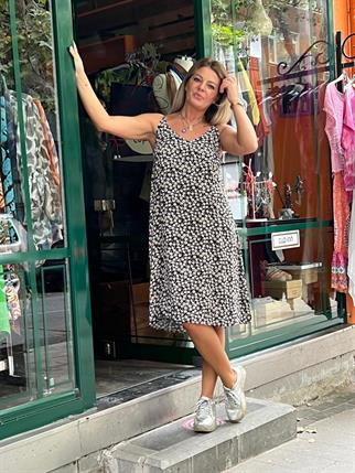 Çıtır Çiçekli Askılı Siyah Elbise