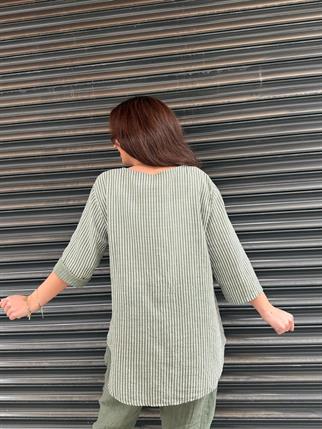 İthal Çizgili Devrik Yaka Düğmeli Bluz